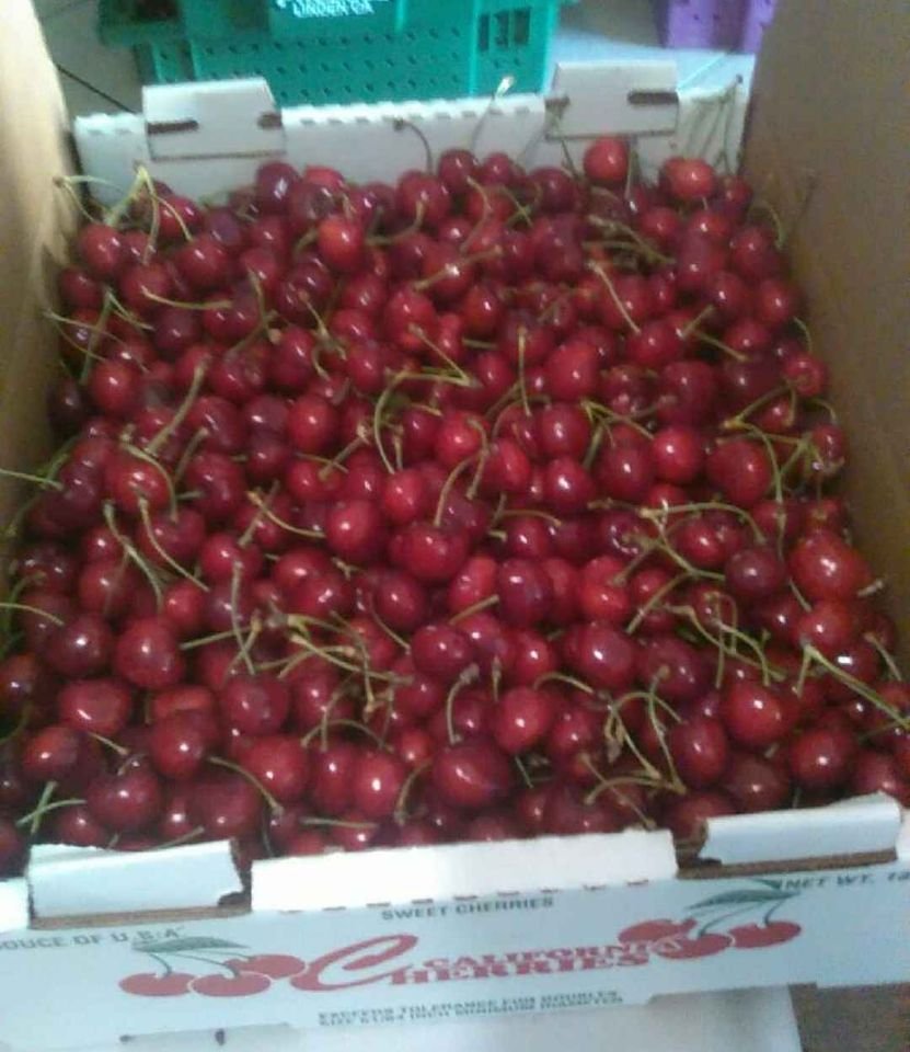 Fresh cherries (organic fruit)-US - Image 4
