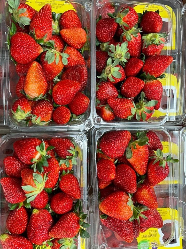 Fresh strawberry (organic fruit)-US - Image 3
