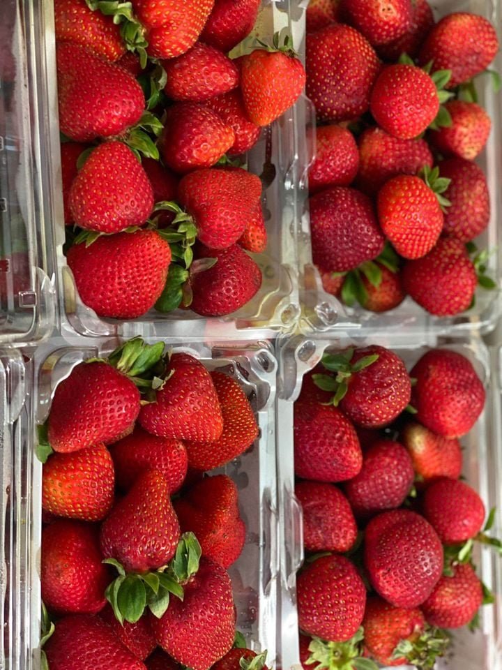 Fresh strawberry (organic fruit)-US - Image 5