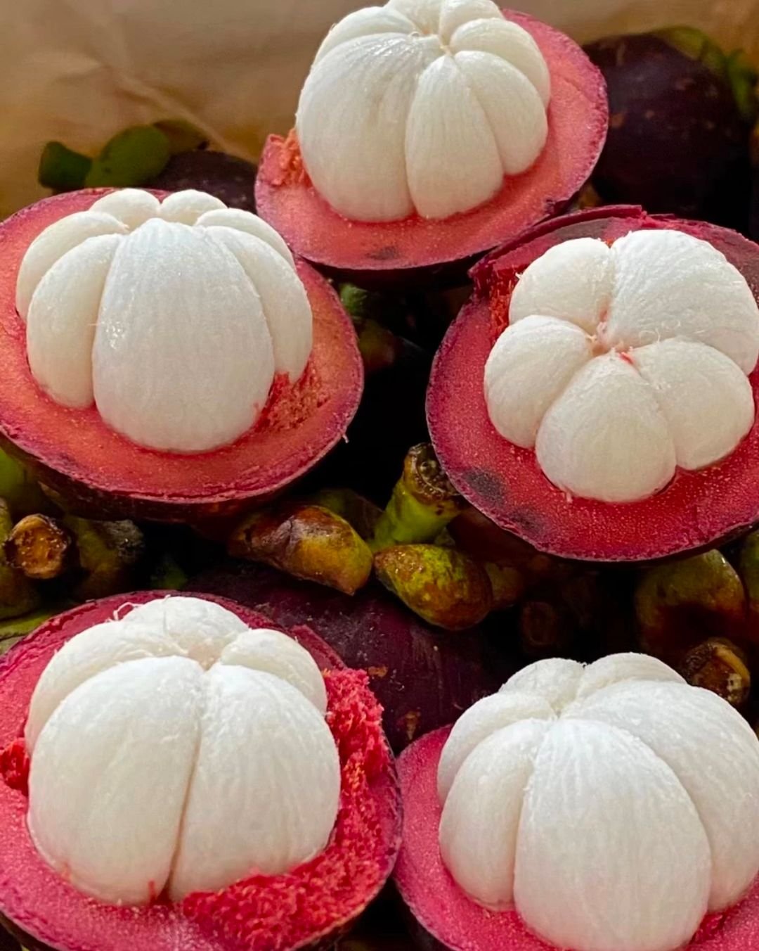 Fresh mangosteen (organic fruit)-US - Image 2