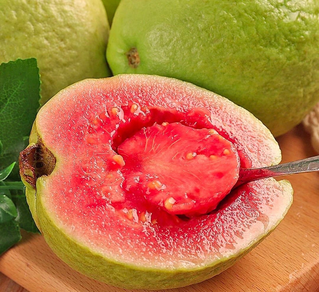 Fresh pink guava (organic fruit)-US - Image 3